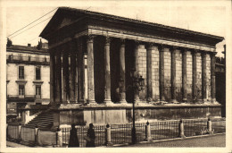 Delcampe - CPA La Douce France Nimes Gard La Maison Carree - Nîmes