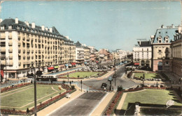Delcampe - N°12032 -cpsm Rennes -les Jardins Devant La Poste- - Rennes
