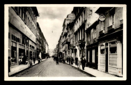 Delcampe - 76 - ELBEUF - RUE DE LA BARRIERE - CAFE DU THEATRE - Elbeuf