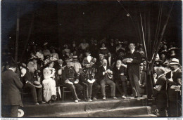 Delcampe - 80 AMIENS - CARTE PHOTO - Ceremonie A Identifier, Un Discour - Amiens