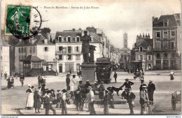 Delcampe - 56 LORIENT - Station De Simon, Place Du Morbihan - Lorient