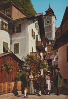 Delcampe - Österreich Hallstatt Dorfstraße Architektur Personen Unposted #SBB296 - Hallstatt