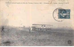 Delcampe - AVIATION - SAN36270 - Renaux Atterrit Après Le Prix De Vitesse - Premier Prix, Biplan - Flieger