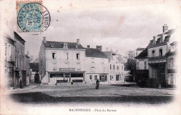 Delcampe - 45* MALESHERBES   Place Du Martroi    RL59,0653 - Malesherbes