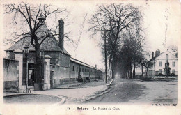 Delcampe - 45* BRIARE  La Route De Gien     RL59,0548 - Briare