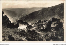 Delcampe - ALBP5-08-0494 - CHATEAU-REGNAULT - Vallée De La Meuse - Vue Des 4 Fils Aymon - Charleville