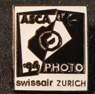 Delcampe - ASCA  1994 - PHOTO - AVION - PLANE - FLUGZEUG - SWISSAIR ZÜRICH - SUISSE - SCHWEIZ - SVIZZERA - N°325 / 1000ex - (40) - Fotografia