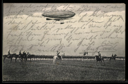 Delcampe - AK Zeppelin Im Fluge über Einer Kavallerie-Abteilung - Zeppeline