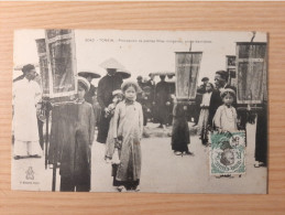 Delcampe - Tonkin - Procession - Bannières - Filles - Vietnam