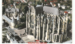 Delcampe - BEAUVAIS: Cathédrale Et Palais De Justice, Vue Générale Vue Aérienne 10x15 - Très Bon état - Beauvais