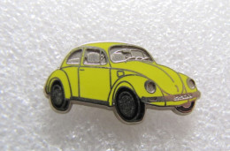Delcampe - PIN'S    VOLKSWAGEN COCCINELLE  Zamak  Jaune - Volkswagen