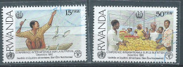 Delcampe - RWANDA-OBL-1992-YT N°1316 A+B-Approvisionnement Alimentaire - Oblitérés