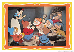 Delcampe - CAR-AFAP15-0740-DISNEY - Blanche Neige Et Les Sept Nains - Disneyworld