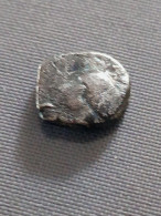 Delcampe - Jolie Monnaie Gauloise En Argent - Gauloises