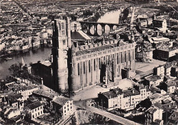 Delcampe - 81 ALBI VUE AERIENNE SUR ALBI - Albi