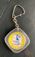 Delcampe - 1 PORTE CLEFS - SUPRA HUILES RENAULT - Llaveros