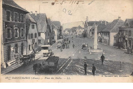 Delcampe - 68  .  N°203365 .  DANNEMARIE    .    PLACE DES HALLES - Dannemarie