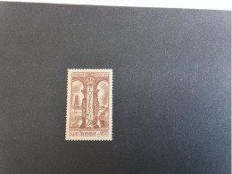 Delcampe - FRANCE  SAINT TROPHIME N°302 NEUF Sans  CHARNIÈRE - Ungebraucht