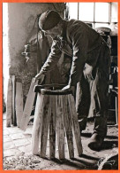 Delcampe - N° 80 Le Tonnelier Bois 88 Vosges Vieux Métiers - Kunsthandwerk