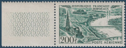 Delcampe - FRANCE POSTE AERIENNE N°25a** BDFeuille 200 FR BORDEAUX Vert Variété Papier Carton TTB Cote Yvert : 140 € - 1927-1959 Ungebraucht