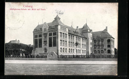 Delcampe - AK Coburg, Heiligkreuz-Schule Mit Blick Auf Veste - Coburg