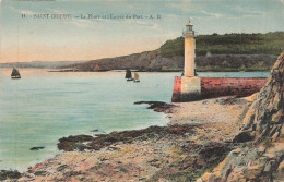 Delcampe - SAINT BRIEUC : LE PHARE ET L'ENTREE DU PORT - Saint-Brieuc