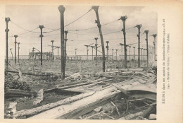 Delcampe - CPA Reims Dans Ses Années De Bombardements-Route De Cernay-Usine Holden-244     L4579 - Reims