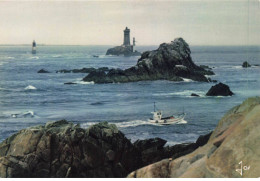 Delcampe - 29 LA POINTE DU RAZ #SAN49699 A LA PECHE AUX BARS DANS LE RAZ DE SEIN - La Pointe Du Raz
