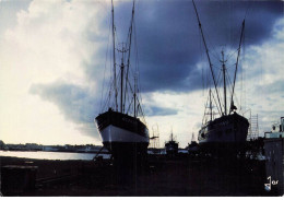 Delcampe - 29 CONCARNEAU AA#DC570 BATEAUX SUR CALE EFFET DE NUAGE - Concarneau