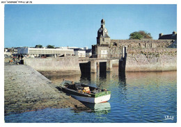 Delcampe - BJ-BFP1-0597-29 - CONCARNEAU - La Ville Close, Le Beffroi, Les Remparts Et La Cale - Concarneau