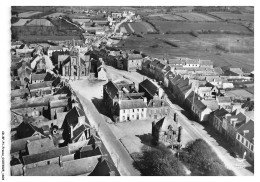 Delcampe - CR-BFP1-0803-29 - GUERLESQUIN - Le Centre - Guerlesquin