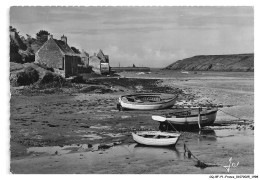 Delcampe - CQ-BFP1-1000-29 - LE CONQUET - Bretagne - Un Coin Pittoresquz - L'arrière Port A Marée Basse - La Pointe De Kermovan - Le Conquet