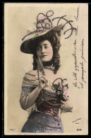 Delcampe - Foto-AK Atelier Reutlinger, Paris: Schauspielerin Cecile Sorel Mit Fächer - Actores
