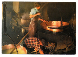 Delcampe - Thèmes. Metiers. Vieux Metiers. Fabrication Du Fromage. 1986 Comté - Artigianato