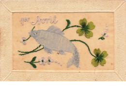 Delcampe - MIKIFP10-030- 1 ER AVRIL BRODEE POISSON TREFLES - Bestickt