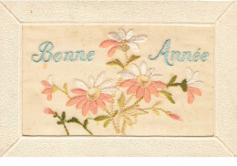 Delcampe - MIKIFP10-026- BONNE ANNEE BRODEE FLEURS - Bestickt