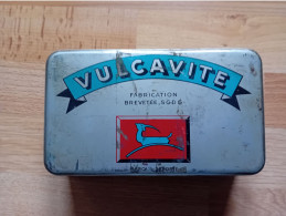 Delcampe - Ancienne Boîte Réparation  , Garage  VULCAVITE - Andere & Zonder Classificatie