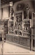 Delcampe - 71 CLUNY - Musée Rétable En Bois Sculpté - Cluny