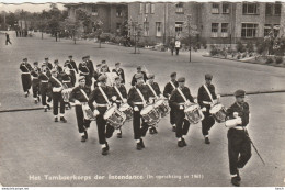 Delcampe - 4965 32 Bussum, Tamboerkorps Der Intendance. (Vouwen In De Hoeken) - Bussum