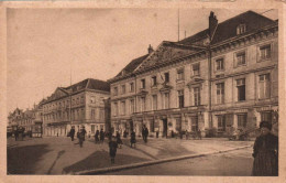 Delcampe - Tours La Bibliothèque Et L école Des Beaux Arts - Tours