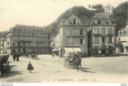 Delcampe - 63  LA BOURBOULE LA PLACE - La Bourboule