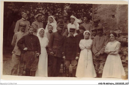 Delcampe - AVGP8-0494-MILITAIRE - Portrait De Soldats En Tenue Et Leurs Femmes - Uniformen