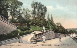 Delcampe - CPA PERIGUEUX Rampe De Tourny - Périgueux
