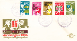 Delcampe - 8,0069 NVPH FDC PTT Post E 69 830 834   Enfants Artistes  Enveloppe 1er Jour FDC PB 17-11-1964 Kind  Tirage Oplaag 20100 - FDC
