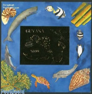 Delcampe - Guyana 1993 Marine Life S/s, Gold, Mint NH, Nature - Birds - Fish - Sea Mammals - Shells & Crustaceans - Turtles - Fische