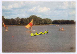 Delcampe - {103960} 85 Vendée Mesnard La Barotière, Le Lac De La Tricherie ; Planche à Voile ; Windsurf, Pédalo - Voile