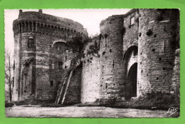 Delcampe - (RECTO / VERSO) DINAN - N° 2026 - CHATEAU DE LA DUCHESSE ANNE - FORMAT CPA - Dinan