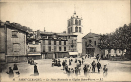 Delcampe - CPA Saint Chamond La Place Nationale Et L'Eglise Saint Pierre - Saint Chamond