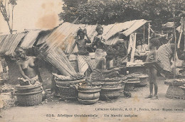 Delcampe - AFRIQUE OCCIDENTALE // Un Marché Indigène   Edit Fortier  524 - Non Classés