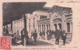 Delcampe - NOISIEL . Sortie Des Ouvriers De L'Usine . - Noisiel